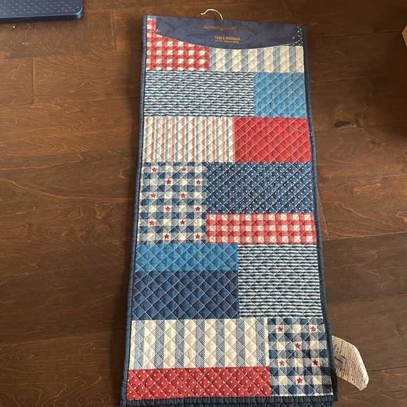 Tommy Bahama quilted Americana Table Runner 14 x72